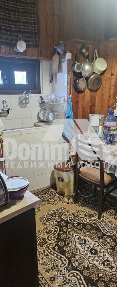 Едноетажна къща в гр. Малко Търново - 0