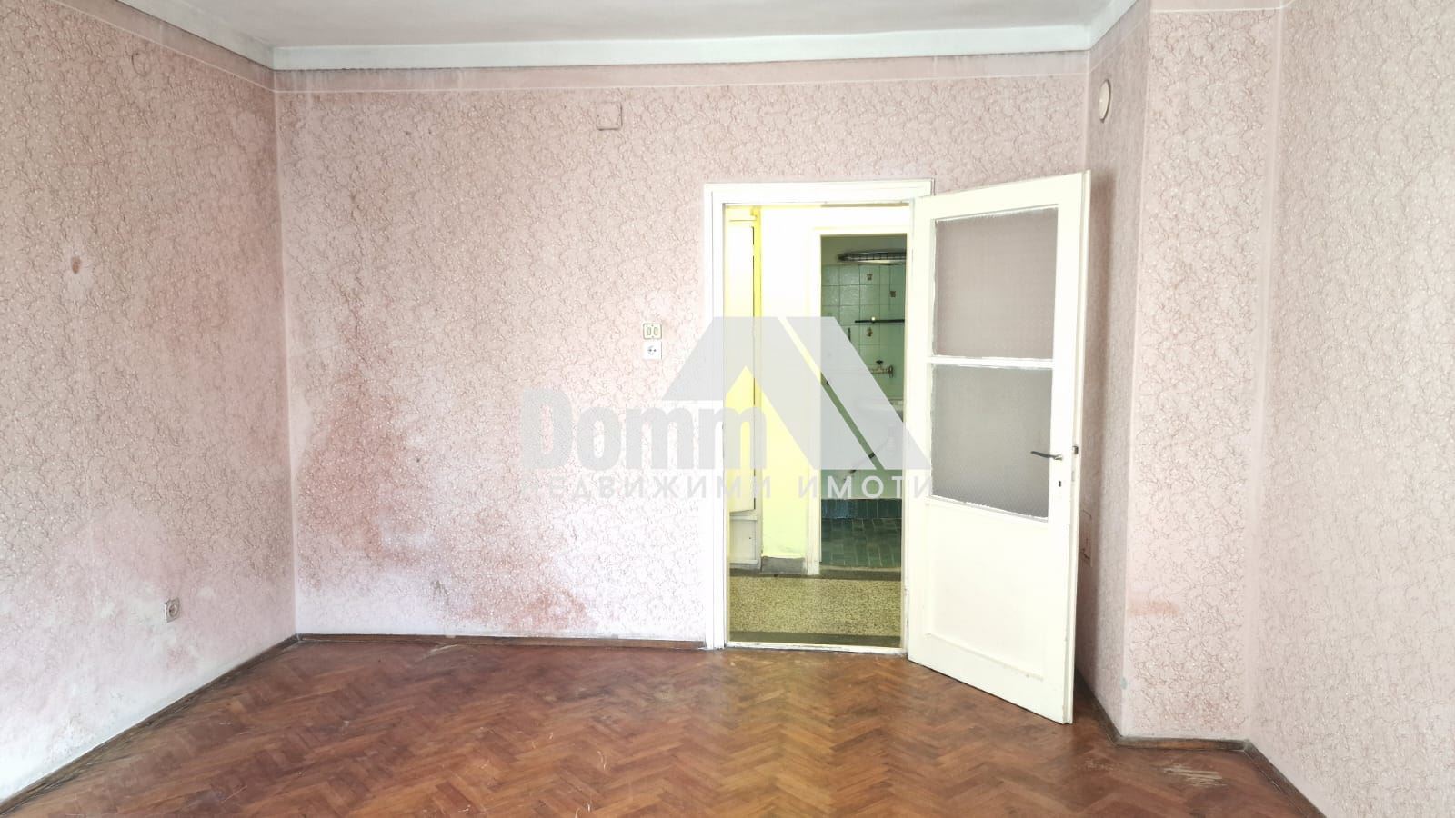 Тристаен Апартамент в Центъра на гр. Бургас - 0